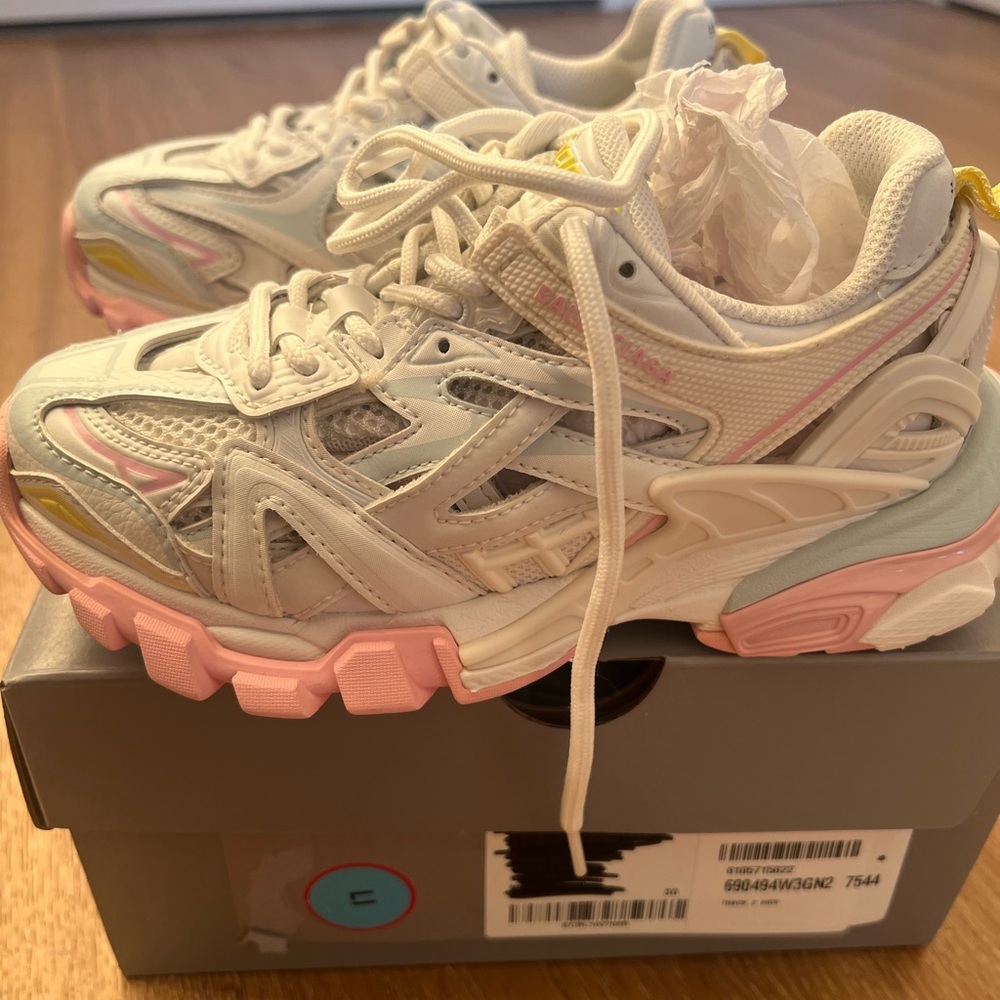 Balenciaga Kids - Track.2 Sneaker White and Pink Sneakers